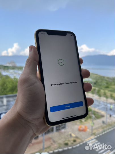 iPhone Xr, 64 ГБ