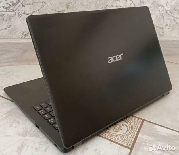 Ноутбук Acer Aspire 4ядра 8Гб 500gb АКБ держит