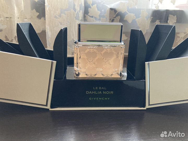 Givenchy dahlia noir LE BAL