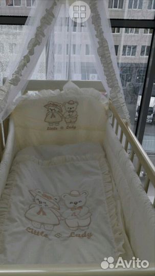 Кроватка детская с балдахином, бортиками