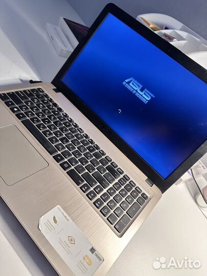 Ноутбук Asus