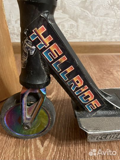 Трюковой самокат