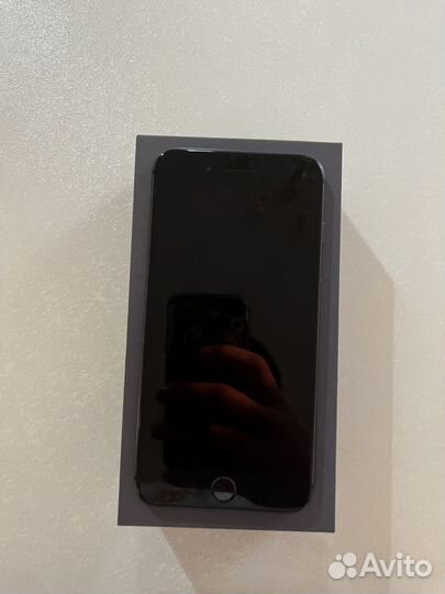 Телефон iPhone 8 plus