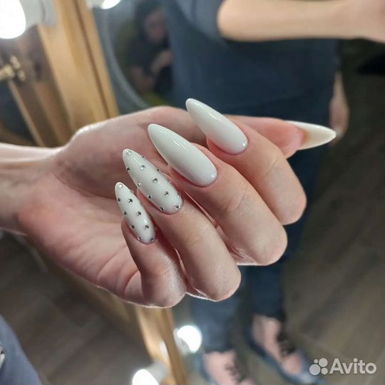 Наращивание ногтей