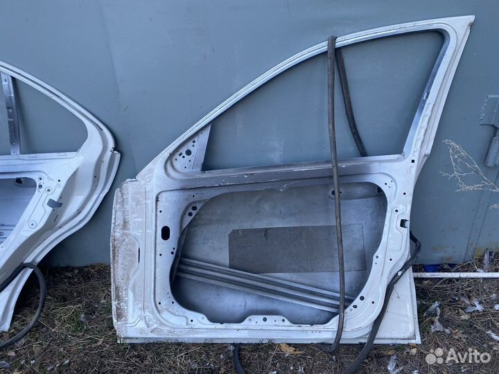 Бу двери мерседес W 204