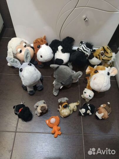 Коллекционные игрушки животные