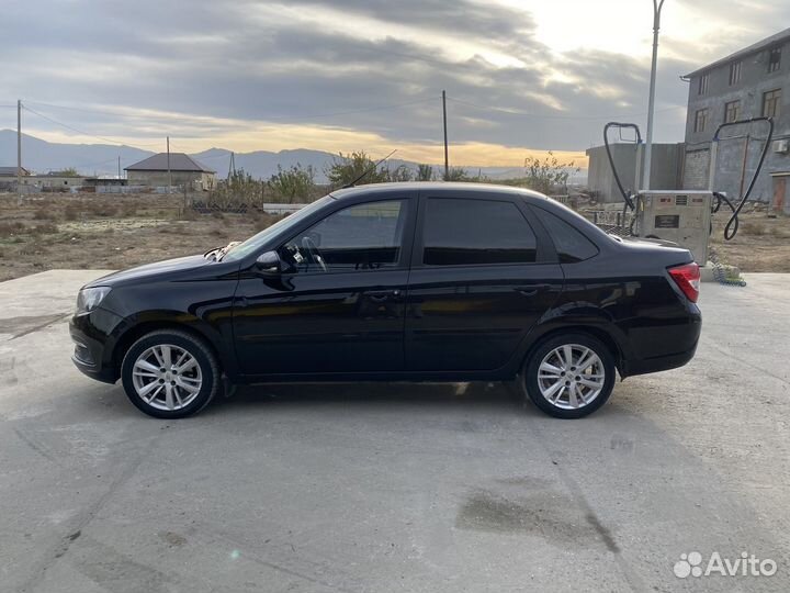 LADA Granta 1.6 AT, 2018, 165 000 км
