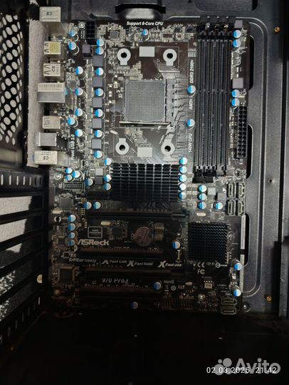 Материнская плата asrock 970 pro3 r2.0(в корпусе)