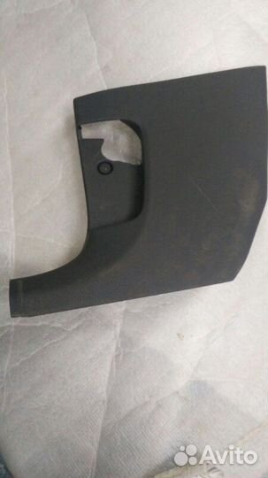 Внутренняя обшивка порога передняя левая
