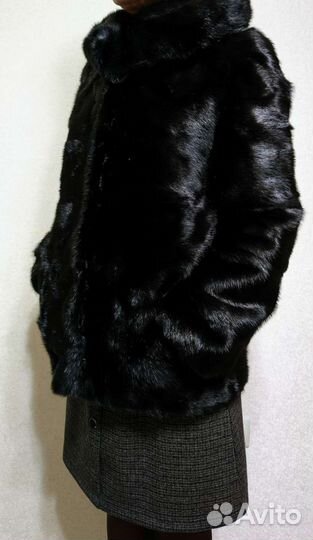 Шуба норковая с капюшоном 42 размера