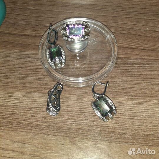 Комплект из серебра