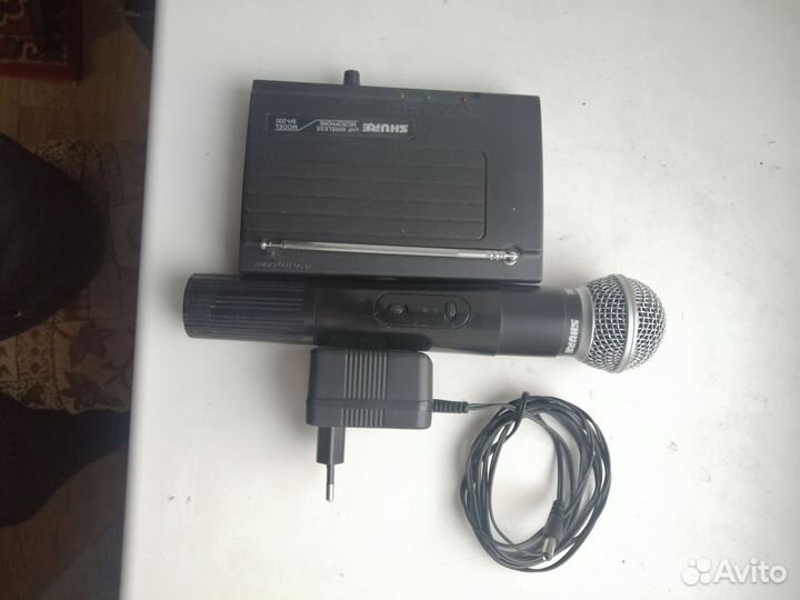 Радиомикрофон shure model SH-200