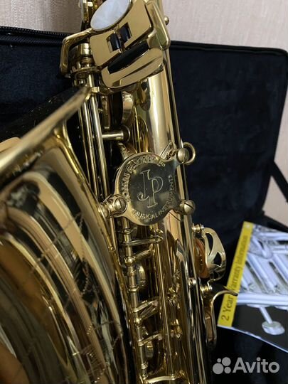 Саксофон John Packer JP041