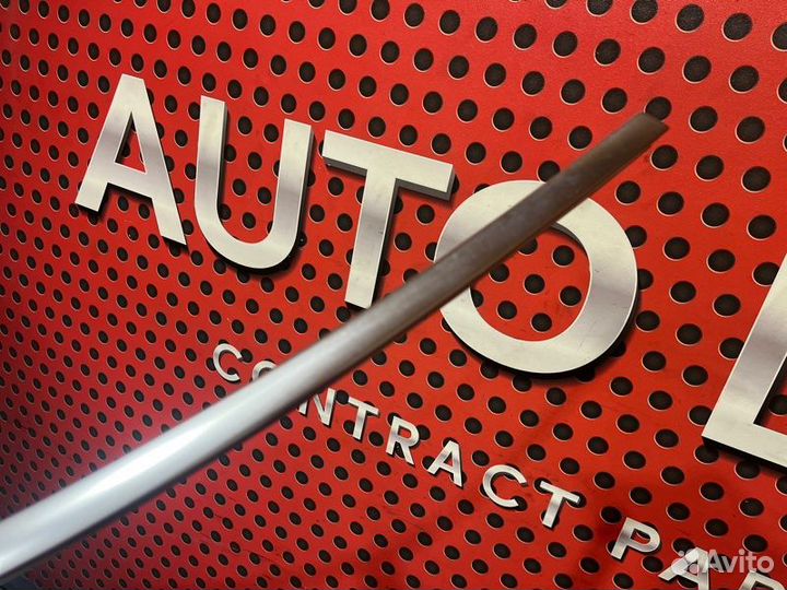 Молдинг двери передней правой Bmw X1 F48 B38C 2018