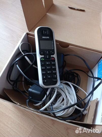 Philips телефон
