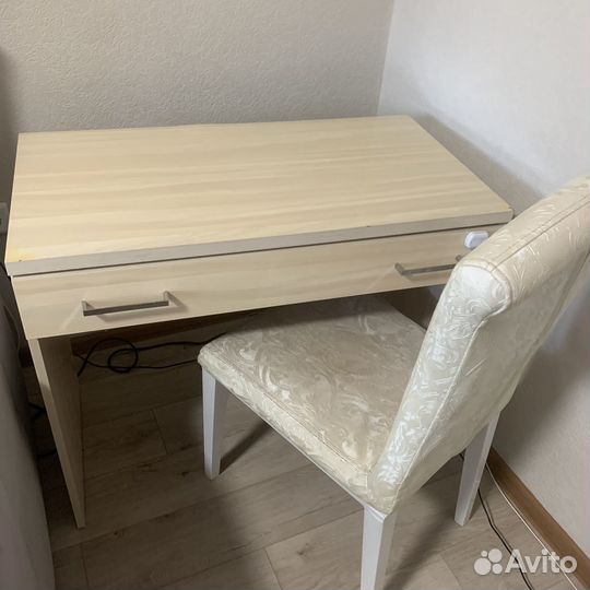 Туалетный столик Шатура