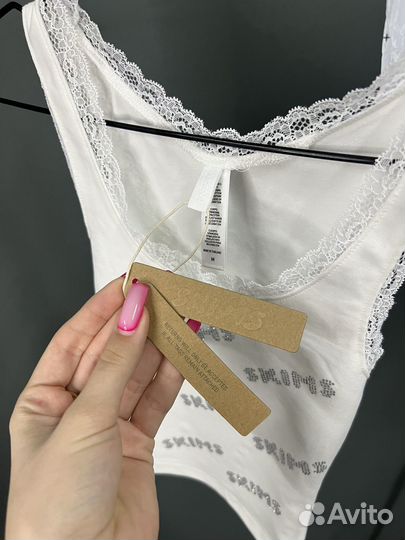 Топ майка топик Skims Kim kardashian