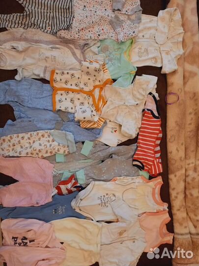 Детские вещи от 0-6 месяцев и от 6-12месяцев