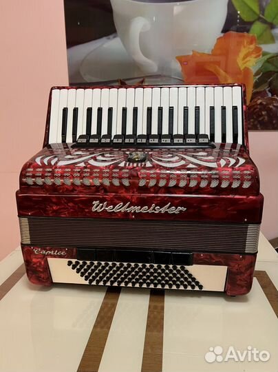 Аккордеон weltmeister caprice концертный