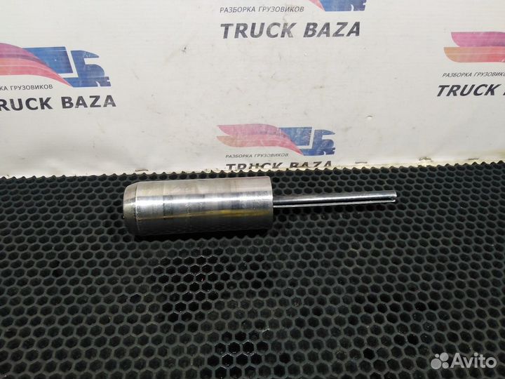 1315305009 Ось шестерни задней передачи кпп ZF