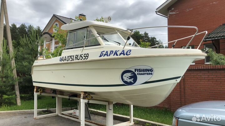 Морской катер Merry Fisher 625 (6,4 м)