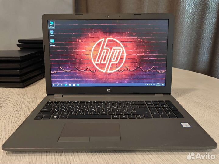 HP 250 G6 i3-7020U 2.3Ghz/8Gb/256SSD Чек Гарантия