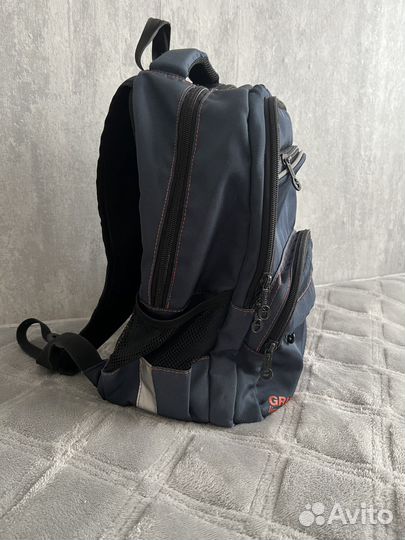 Рюкзак школьный для мальчика grizzly