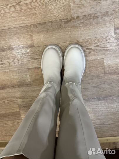 Новые Сапоги женские весенние