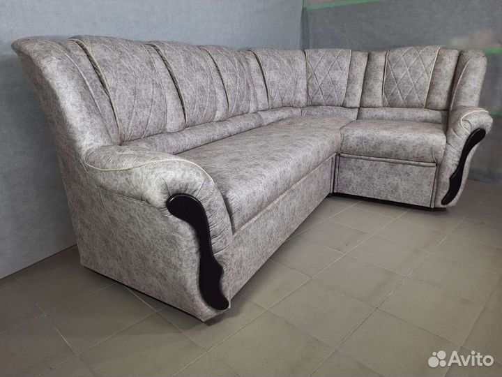 Угловой диван