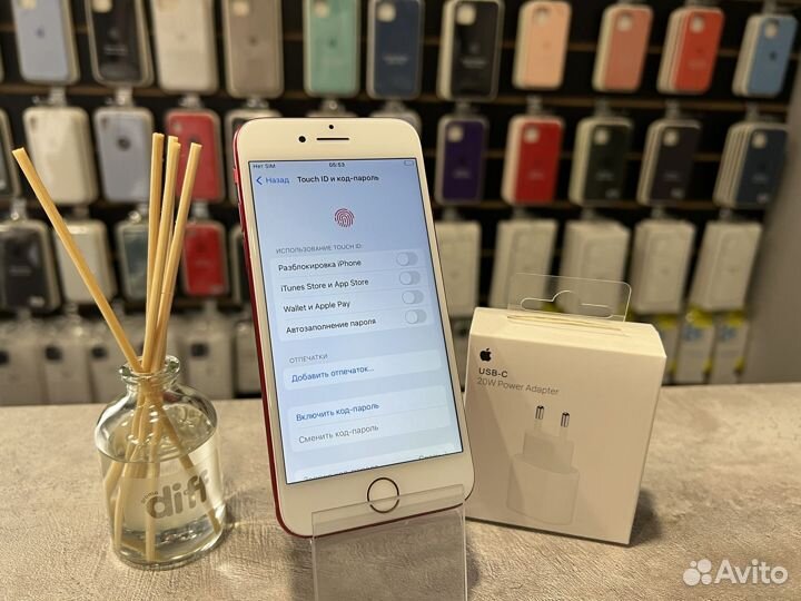 iPhone 8 Red 64gb Хороший