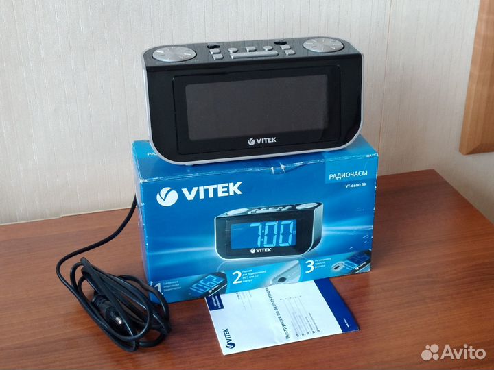 Радиочасы Vitek VT-6600 BK (радио часы будильник)
