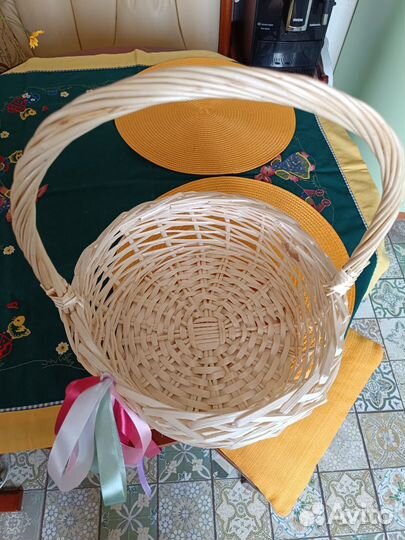 Корзина плетеная большая для подарка