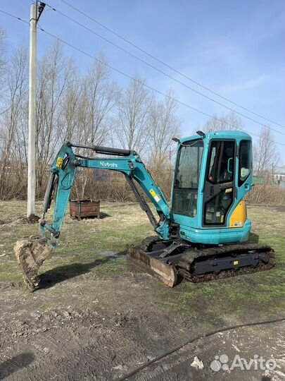 Водитель на мини-экскаватор