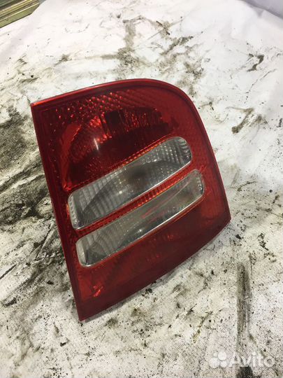 Фонарь задний правый Skoda Octavia