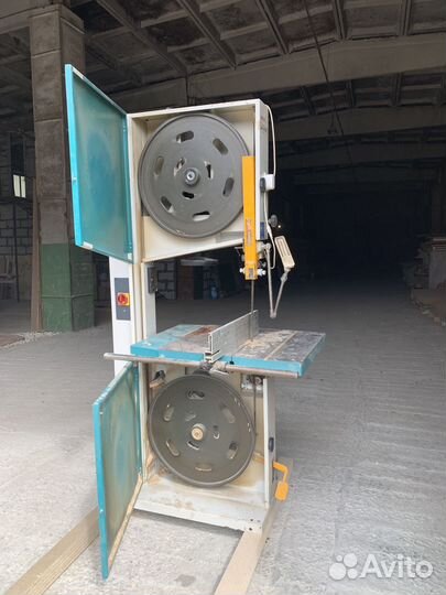 Вертикальный ленточнопильный станок, делительный