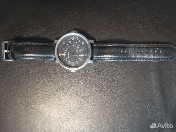 Наручные часы Fossil FS4244
