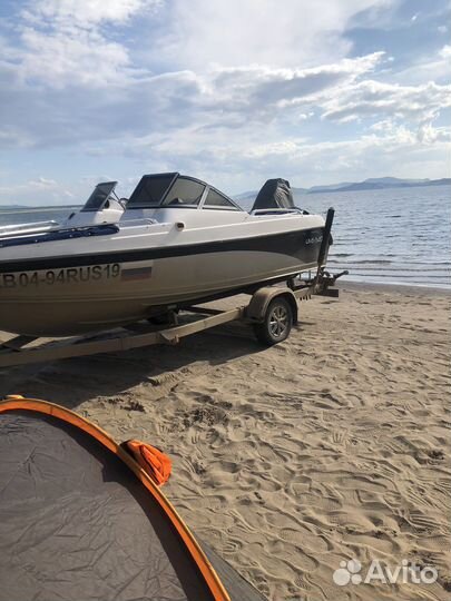 Продам катер UMS-520PL