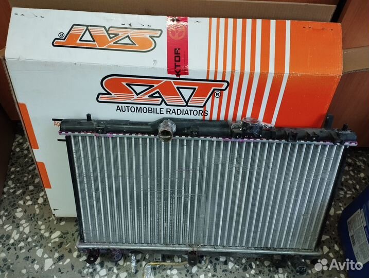 Радиатор охлаждения Тойота Калдина Карина карона