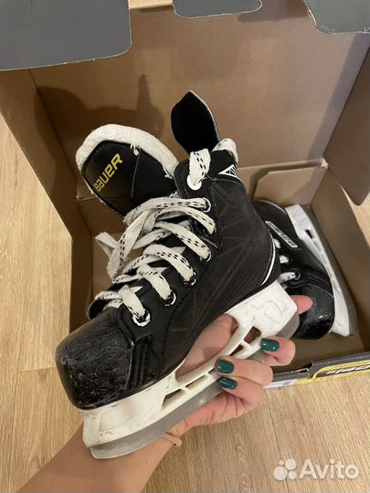 Коньки хоккейные детские