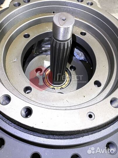 Бортовой редуктор хода Hyundai R380LC-9A