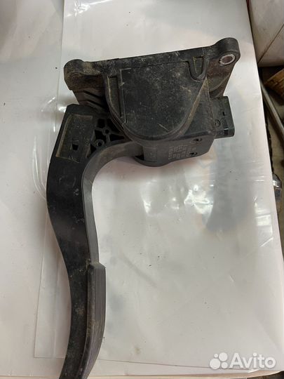 Педаль газа на volkswagen crafter 2.0