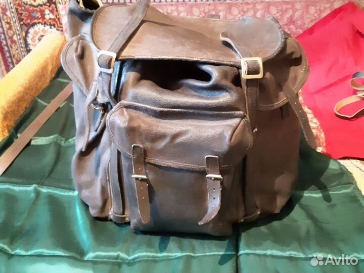 Коженный рюкзак