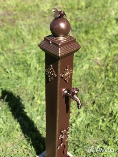 Декоративная садовая колонка