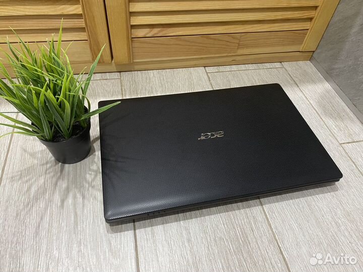 Ноутбук Acer aspire 5560G