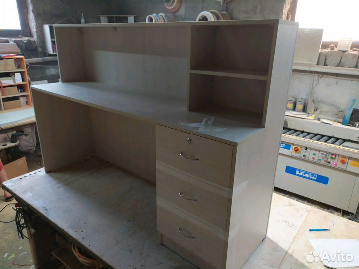 Ресепшен, стойка администратора в1200ш1800г600