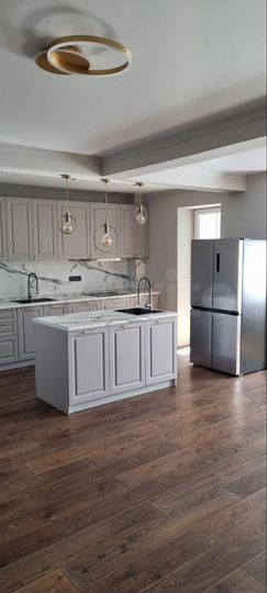 5-к. квартира, 151 м², 14/16 эт.