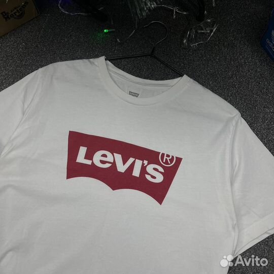Футболка Levi's оригинал