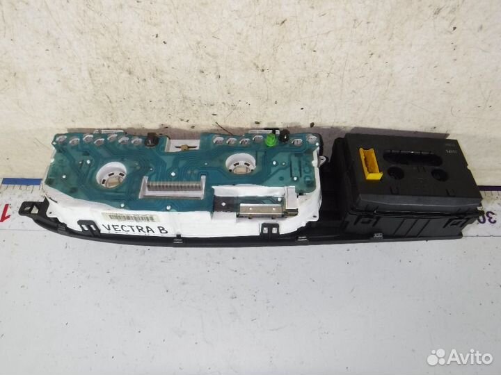Панель приборов Opel Vectra B