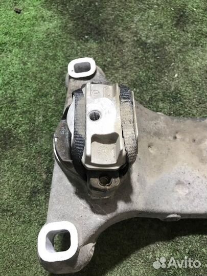 Траверса Audi A8 D3 BVJ 4.2 FSI 2007