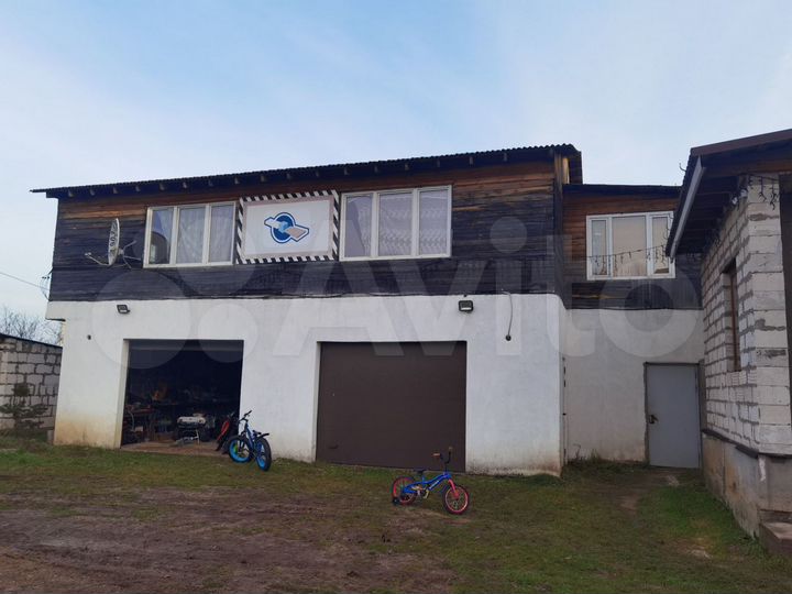 Дом 197 м² на участке 15 сот.